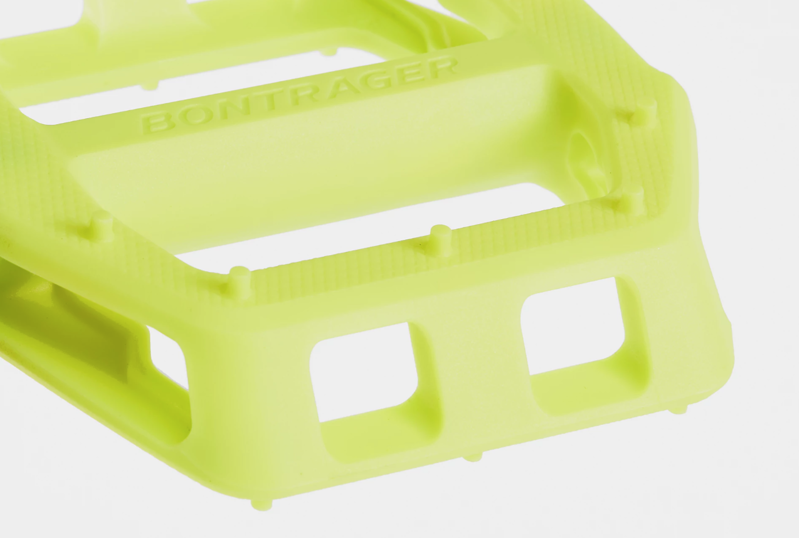 Bontrager Line Comp Flat Pedal Set in Volt Green-2